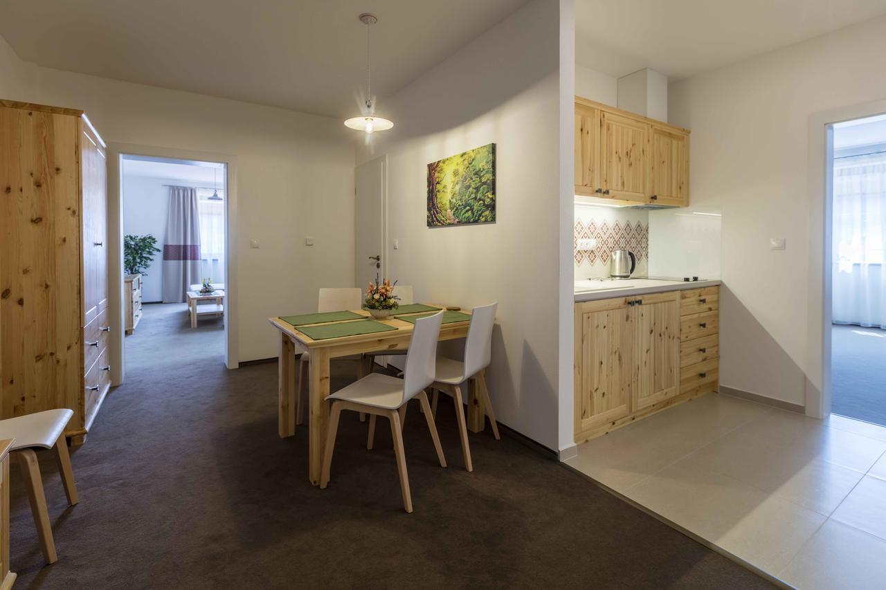 דונובאלי Rezort Gothal Apartmany A Penziony מראה חיצוני תמונה