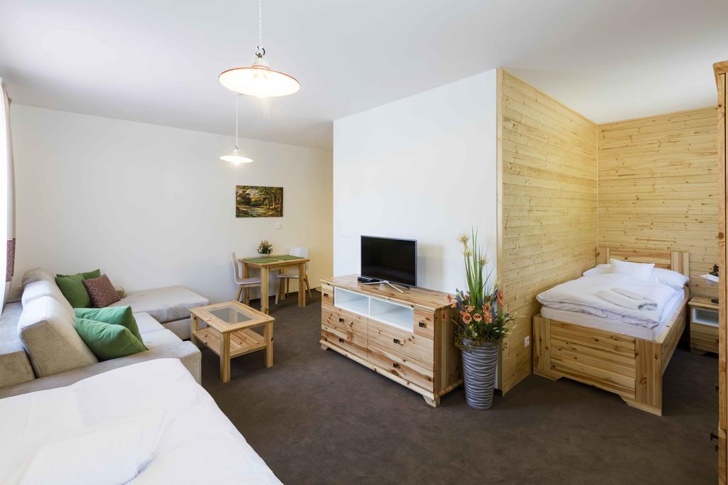 דונובאלי Rezort Gothal Apartmany A Penziony מראה חיצוני תמונה